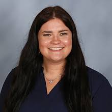 Desiree Holcomb's Instagram, Twitter & Facebook