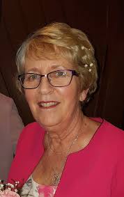 Obituary of Sandra Dale Crossley-Lyon