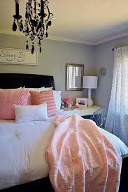 Similarly, room colors for guys must be masculine or neutral so think of blue, black, white, and grey with hints of bright color accents. Pin On Teen Girl Bedroom
