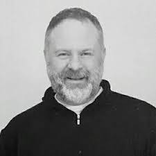 Travis Sines's Instagram, Twitter & Facebook