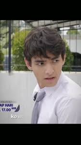 aqeela malu ih masih pagii 😭🫵🏻 looo make helm kebalik karena terpesona  sama harry yaa? 🔥 #aqeelacalista #harryvaughan #williamroberts  #flaviozavieraa #harqeel #asmaragenz #sctv #sinemart ...