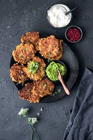 Glutenfreie Und Vegane Kurbis Zucchini Puffer Rezept Kurbis Rezept Vegan Kurbis Puffer Gesunde Rezepte