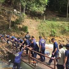 Air terjun setinggi 10 m digunakan untuk pembangkit listrik tenaga air (plta) berdaya listrik 1.000 w. Air Terjun Kota Tinggi Ditutup Buat Sementara Waktu Portal Rasmi Majlis Daerah Kota Tinggi Mdkt