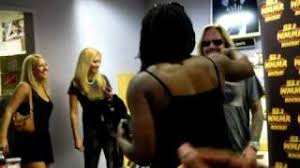 Petting all the puppies and picking all the pumpkins. Vince Neil Walking In To Borders Youtube
