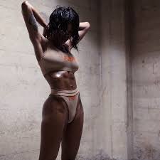 We ask a pt for expert advice on her gym regime before her appearance in fade by kaye west. Pinterest Teyana Taylor Ebony Women Body