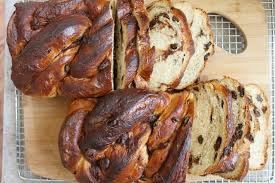 See more ideas about yummy food, favorite recipes, recipes. Frosted Braided Bread It Makes For A Beautiful Addition To A Holiday Meal Andien S Diary