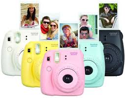 Designed with a classic look, it offers various functions that enhance image quality and expand photo possibilities. Fujifilm Instax Mini 8 Instant Camera Black Instant Camera Alzashop Com