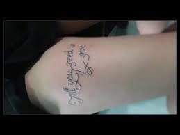Maybe you would like to learn more about one of these? Foto Gambar Tato Tulisan Videos Matching Kata Cinta Romantis Lihat Ada Tato Hot Trend Gambar Tato Tulisan Gambar Tato Gambar T Tato Gambar Tato Tato Gangster