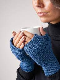 Patons provides knitters and crocheters with high quality yarns and creative patterns choose from many of our free knitting patterns and free crochet patterns find more. Isla Patons Isla Mitts Laughing Hens