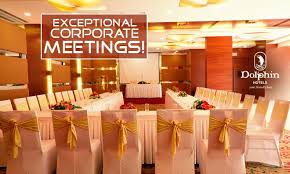 Dolphin Hotel Vizag Creates Manages And Executes Innovative Corporate Events Conferences That Inspire Deliver The Dolphin Hotel Hotel Table Decorations