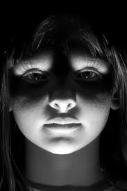 Scary Up Light Saferbrowser Yahoo Image Search Results Rostos Famosos Retrato Referencia Rosto