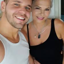 Studio Microblanding