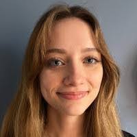 Lilly Howe's Instagram, Twitter & Facebook