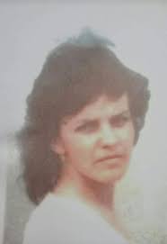 Photo edit request to open eyes in picture