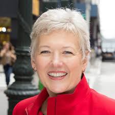 Wanda Wallace's Instagram, Twitter & Facebook