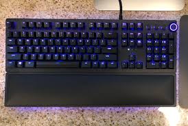 This is a razer chroma video that shows you step by step how to use the audio visualizer app on your keyboard. My Little Huntsman Elite Review Razer