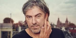 On 6 may 2002, when he worked for radio station 3fm, he interviewed pim fortuyn.after the interview de wild and fortuyn stepped outside where de wild witnessed the assassination of fortuyn. Who Is Ruud De Wild Dating Ruud De Wild Girlfriend Wife