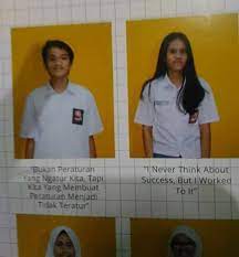 Bahkan kamu mau tulis apa saja asalkan tetap pada norma (tidak ngomong kasar) diperbolehkan. Alih Alih Bikin Terharu 10 Pesan Dan Kesan Murid Sma Di Buku Kenangan Ini Malah Bikin Ngakak