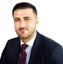 Audie Cummings's Instagram, Twitter & Facebook