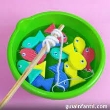 Como Hacer Un Juego Infantil Para Pescar Peces Juegos De Pesca Para Ninos Juegos Para Ninos Juegos Para Fiestas Infantiles