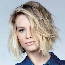 Bon ton o super moderno, ecco tutte le varianti di caschetto di tendenza per la primavera . Tagli Capelli Corti Medi Lunghi Autunno 2020 Di Tendenza Beautydea