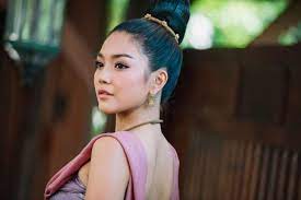 ทรงผมหญ งไทยสม ยโบราณ ละคร บ พเพส นน วาส ต างก นอย างไร การโพสท าถ ายภาพ ช ดสวย แฟช น