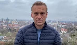 ^ aden, mareike (5 september 2013). Kremlin Critic Alexei Navalny Sentenced To More Than Two Years In Prison The Week