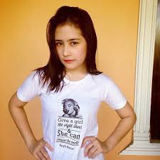 Prilly latuconsina is an actress and producer, known for matt & mou (2019), kukira kau rumah (2021) and 12 cerita glen anggara. Prilly Latuconsina Height Himpunan Soal