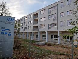 Bei wohnungsboerse.net finden sie ein großes angebot an attraktiven wohnungen in werder viele gute gründe sprechen dafür, eine immobilie in werder (havel) zu kaufen. Fluchtlingsunterkunft In Werder Vollstandig Belegt