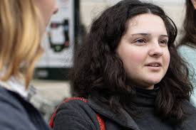 Spykenelever bojkottar svindyra studentmössor: ”Hetsas att beställa”