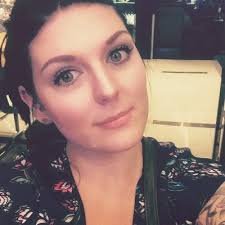 Amanda Theriot (@AmandaTheriot3)