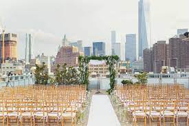 9 Unique Nyc Lofts You Ll Love For Your Wedding Rooftop Wedding Venue Outdoor Wedding Venues Nyc Wedding Venues