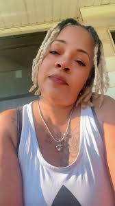 Nakia Holmes's Instagram, Twitter & Facebook