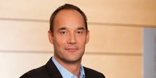 Adam Red's Instagram, Twitter & Facebook