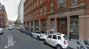 Peter jones, situated on the corner of sloane square and chelsea's king's road, offers 7 floors of the best in : Breastfeeding Room Peter Jones At Sloane Square