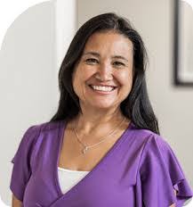 Cynthia Toland's Instagram, Twitter & Facebook