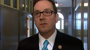 Sinquefield gives $500K for Schaefer bid for office