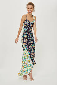 Shop 12 top wedding guest maxi dresses and earn cash back all in one place. 31 Wedding Guest Dresses You Ll Definitely Wanna Wear Again Petite Maxi Dress Floral Dresses Long Maxi Dress Wedding
