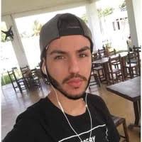 30+ perfiles de «Leon Montoya»