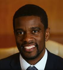 Winter storm tests St. Paul residents' patience, mayor's shoveling skills