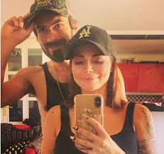 En agosto de 2013 fue internado de urgencia por una grave cefalea. Antonella Rios Revela Primera Foto Junto A Su Nueva Pareja