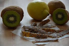 Saure Schnure Aus Kiwi Fruchtleder Von Mael Vo Chefkoch Rezept Fruchtleder Fruchtleder Rezept Lebensmittel Essen