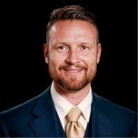 Alex Macnamara's Instagram, Twitter & Facebook