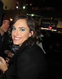 Allison williams is an american actress, comedian, and musician. Allison Williams Actress Wikipedia