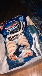 Birthday Presents For Friends Giftbasket Blues How To Choose A Gift For Many Of Us Choosing Gifts Can Become In 2020 Friend Birthday Gifts Birthday Gifts For Best Friend Cute Birthday Gift