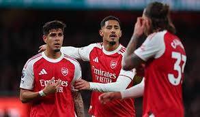 Hàng thủ Arsenal tan hoang trước khắc tinh Brighton tại Emirates