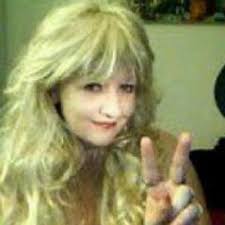 Mandie Messenger (@MandieMessenger)