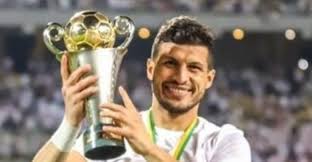 ويرتدي طارق حامد شارة القيادة في. Ø£Ø³Ø±Ø§Ø± ØªÙ…Ø³Ùƒ Ù†Ø§Ø¯ÙŠ Ø§Ù„Ø²Ù…Ø§Ù„Ùƒ Ø¨Ø¨Ù‚Ø§Ø¡ Ø·Ø§Ø±Ù‚ Ø­Ø§Ù…Ø¯ Ø³Ø¨ÙˆØ±Øª 360