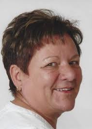 Sharon Cyr's Instagram, Twitter & Facebook