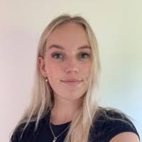 Janice Hight's Instagram, Twitter & Facebook